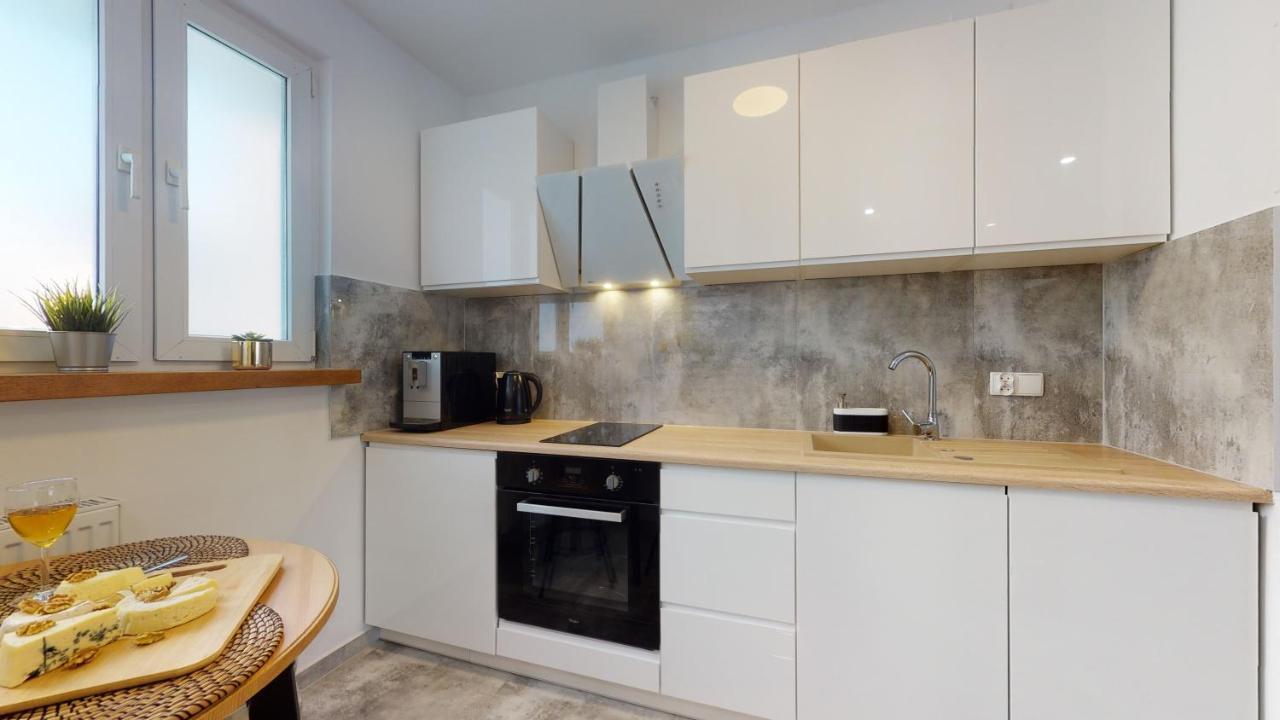 Ferienwohnung Apartament Kuznicza Breslau Exterior foto